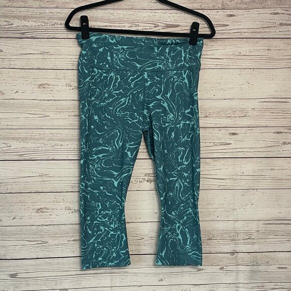 Athleta Accelerate Crop Leggings Size Large - Picture 1 of 6